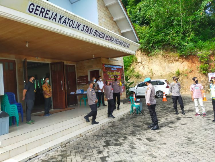 AKBP Rio Cahyowidi Tinjau Pengamanan Natal