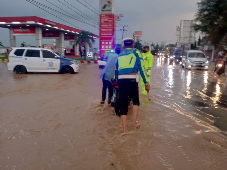 Jalinbar Tambahrejo Langganan Banjir, pringsewu.lappung.com