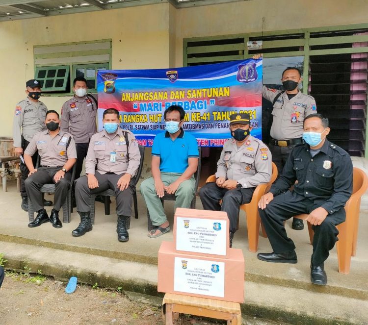 Polisi dan Satpam Pringsewu,.pringsewu.lappung.com