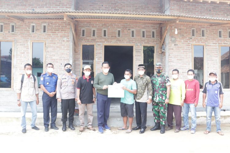 Korban Kebakaran di Wonodadi, pringsewu.lappung.com