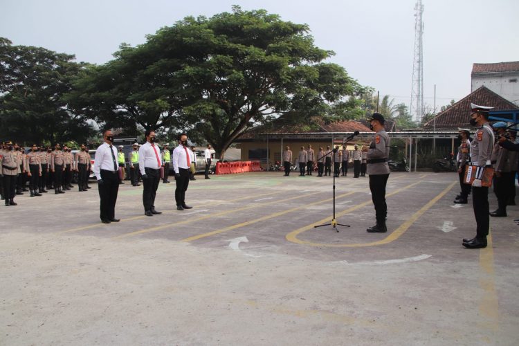 Polres Pringsewu Berikan Penghargaan, pringsewu.lappung.com