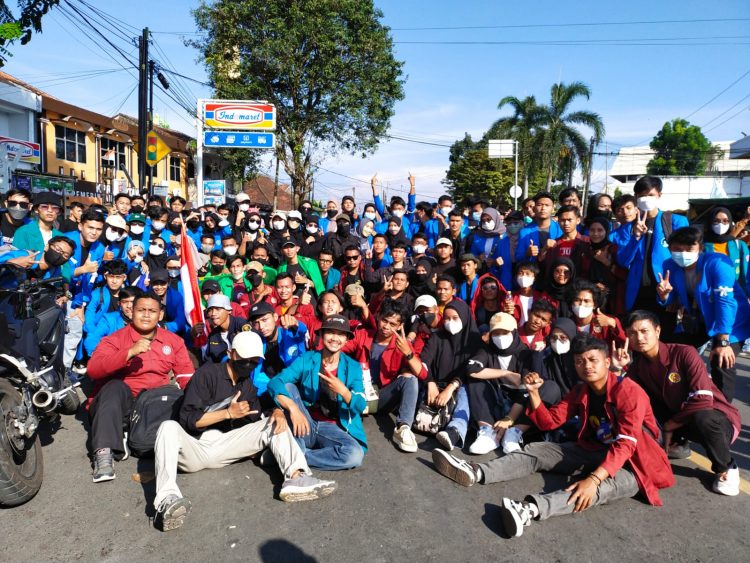 Mahasiswa Pringsewu Ikut Demo, pringsewu.lappung.com