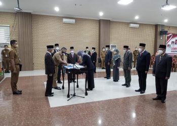 Sujadi Lantik Pejabat Eselon II, pringsewu.lappung.com