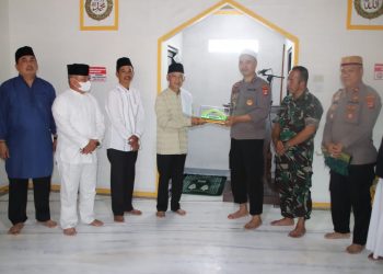 Sujadi Halalbihalal dan Pamitan