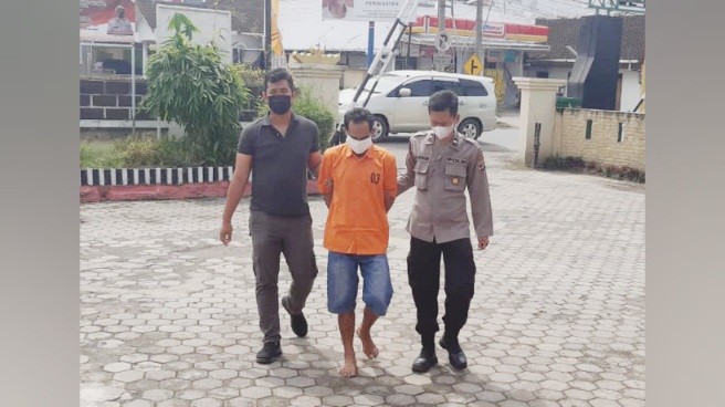 Pelaku Curat Warga Kedondong