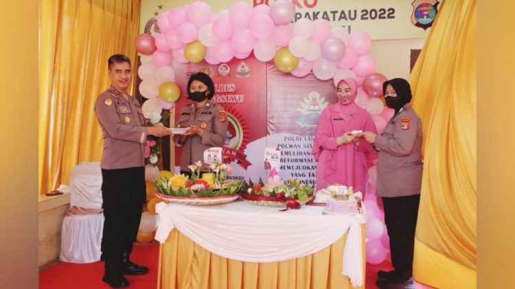 Syukuran HUT Polwan ke-74 di Polres Pringsewu